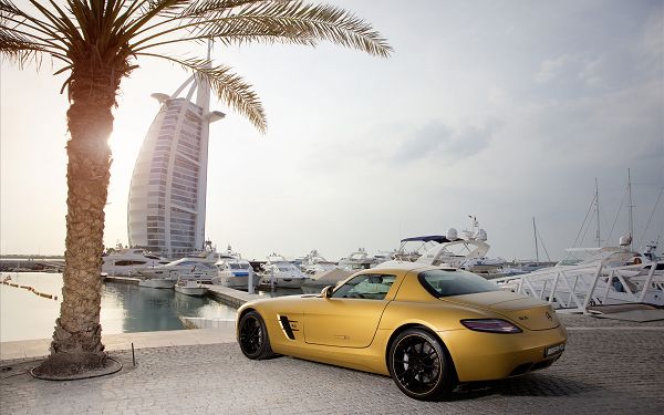 2010 Mercedes Benz Desert Gold Post in Pixel of 1920x1200, Car by Beachside, It is More Attractive than the Natural Scenery - HD Cars Wallpaper