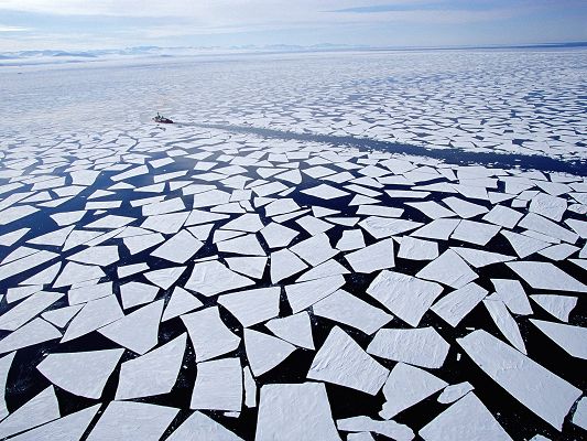 Amazing Image of Nature Landscape, Icebreaking McMurdo, Global Warming
