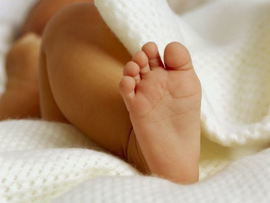 Baby Foot Portrait, Cute Baby with Soft Feet, Can't Help Touching