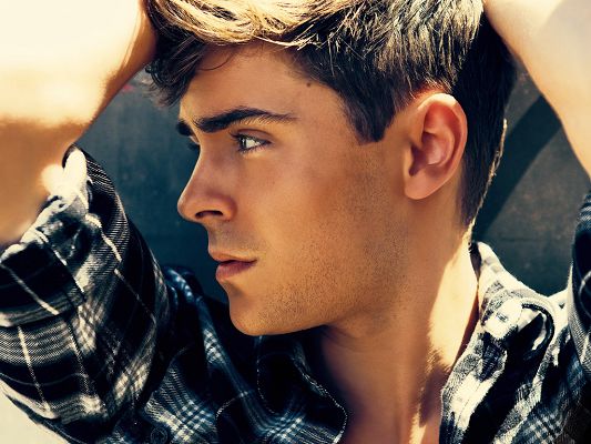 Do Come Close to the Young and Handsome Guy, with Him, Sunshine is Always Kept Around, Just Enjoy This - HD Zac Efron Wallpaper