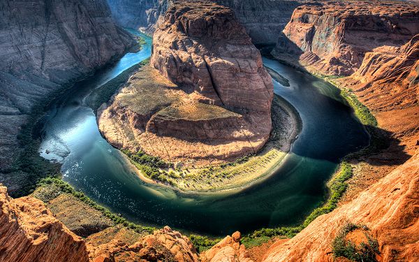 Free Scenery Wallpaper - Shows Horseshoe Bend Arizona, What a Place of Interest!
