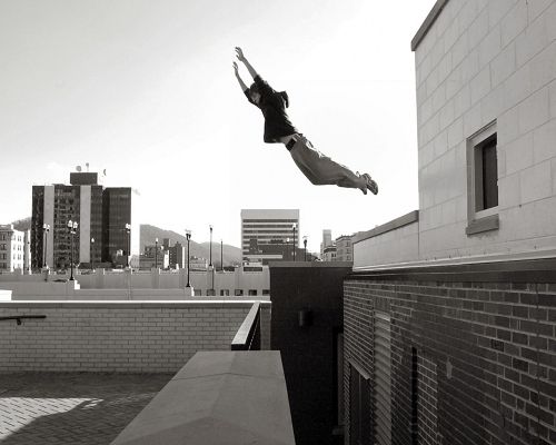 Top Cool Sport Post, Boy in Parkour, Black and White Style, Can't Find His Extremity