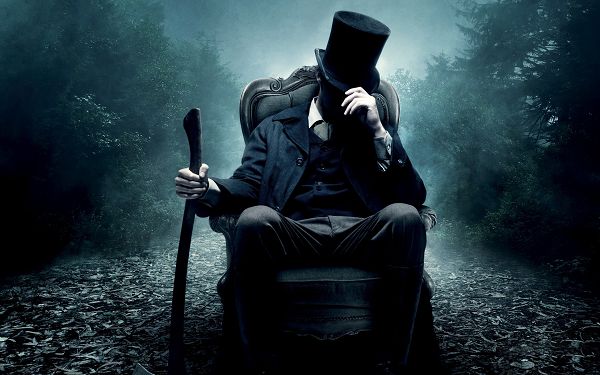 click to free download the wallpaper--Abraham Lincoln Vampire Hunter in 2560x1600 Pixel, the Man Won't Easily Let One Vampire Go, He is Good at This - TV & Movies Wallpaper