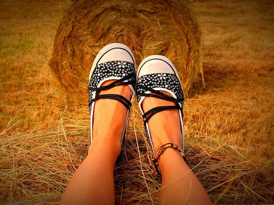 Beautiful Feet Images, Girl Sitting on Hay Bale, Endless Field