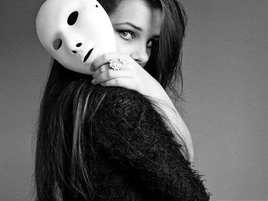 Beautiful Girl Photos, Girl in White Mask, Mysterious Look