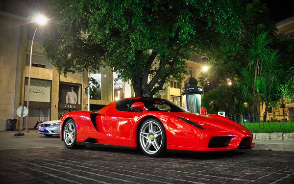 click to free download the wallpaper--Free Download Cars Wallpaper of Ferrari Enzo, Wherever It is, in Whatever Situation, It Shall Look Good and Attractive