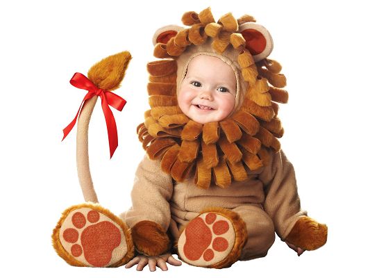 Free Wallpaper - Are You Scared of the Baby in the Lion Suit?,click to download