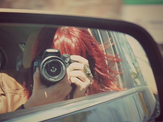 click to free download the wallpaper--Glamorous Girls Picture, Mirror Girl in Rear View, Red Hair
