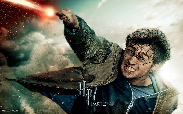 click to free download the wallpaper--Harry Potter in Deathly Hallows Part 2 Post in 1920x1200 Pixel, the Boy is in Injury and Flying, Won't Let the Item Go - TV & Movies Post