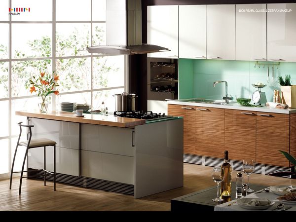 free wallppaer of Open mode kitchen design

 ,click to download