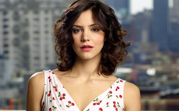 wallpaper of a singer - Katharine McPhee,click to download