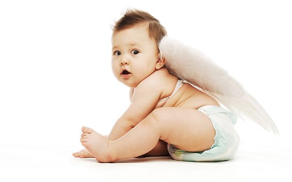 wallpaper of cute baby: angel baby with wing ,click to download